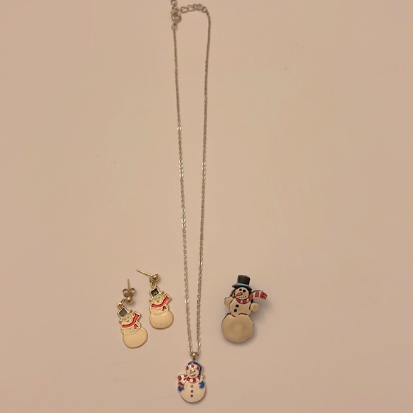 Other - Girl’s snowman jewelry bundle! 8” necklace, dangle post earrings, & snowman pin.